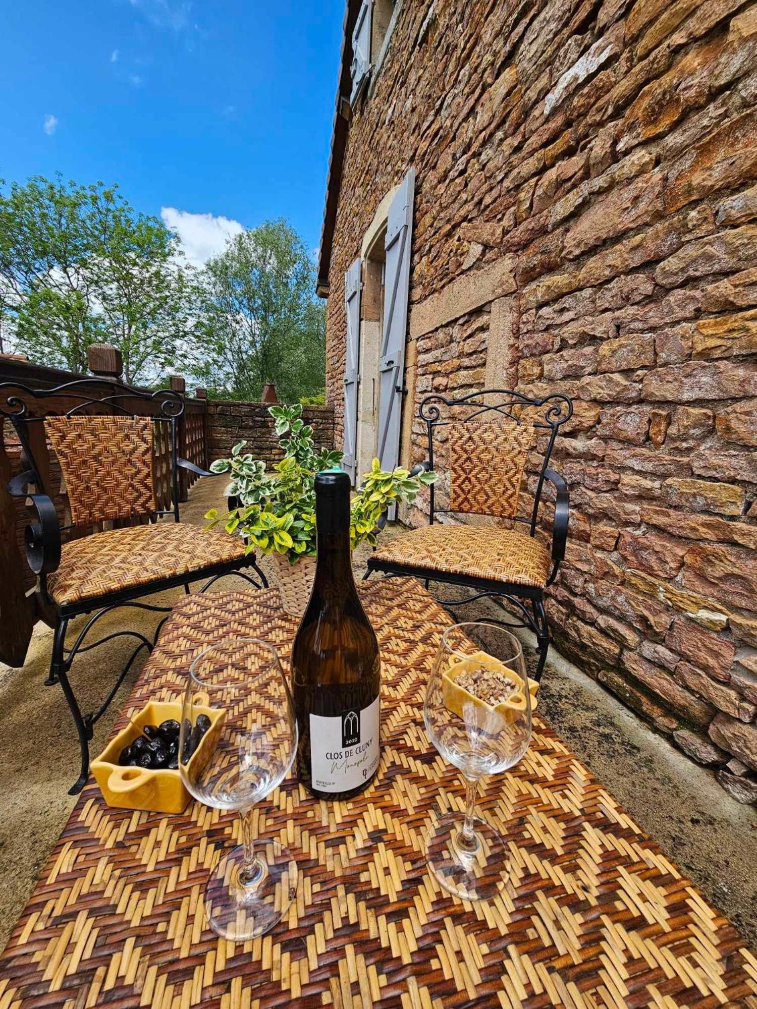 Bed and Breakfast Le Moulin De Chazelle Cormatin Exterior foto